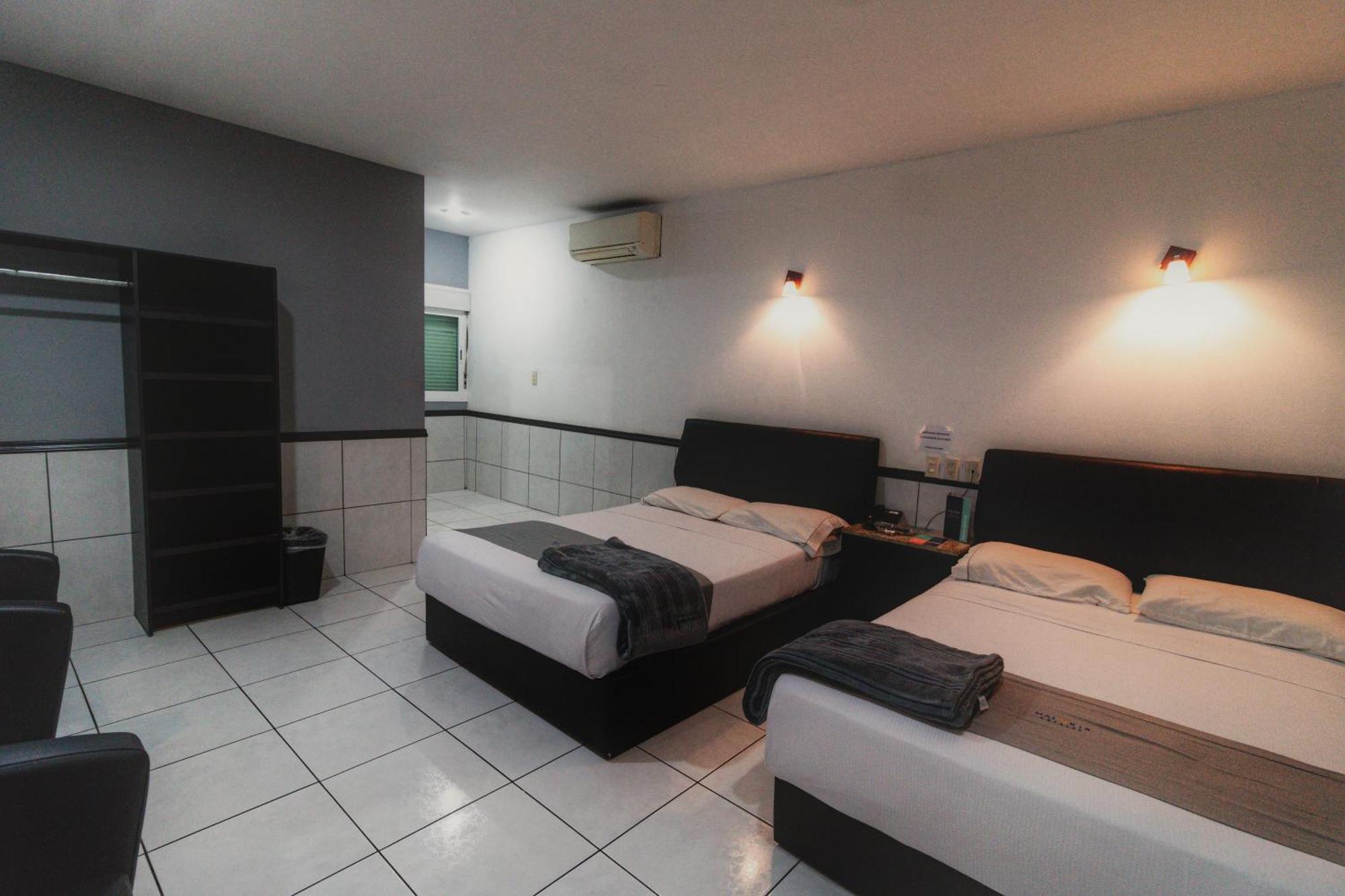 Hotel Maioris El Diez Culiacán Exterior foto